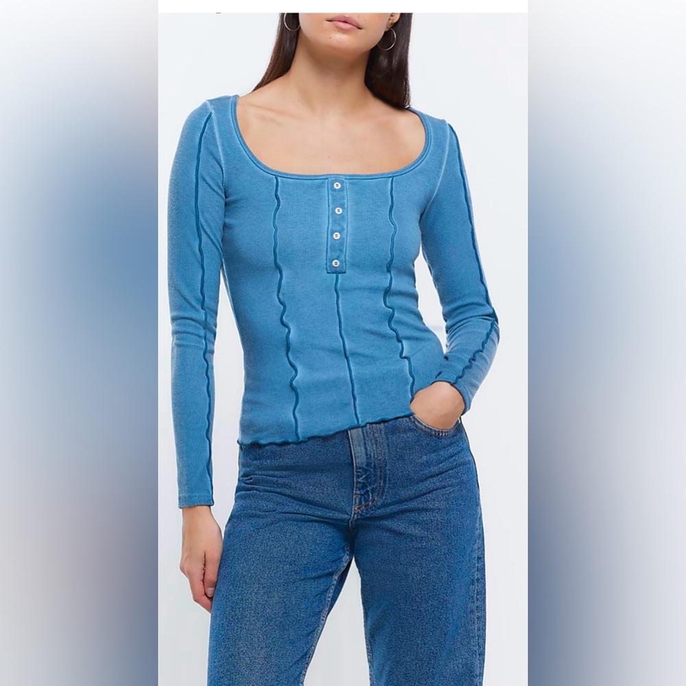 Square neck knit top. Size 8 US, size 12 UK. Only worn once